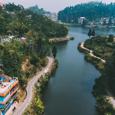 Pradhan Homestay Mirik - Homestay Beside Mirik Lake Zewnętrze zdjęcie
