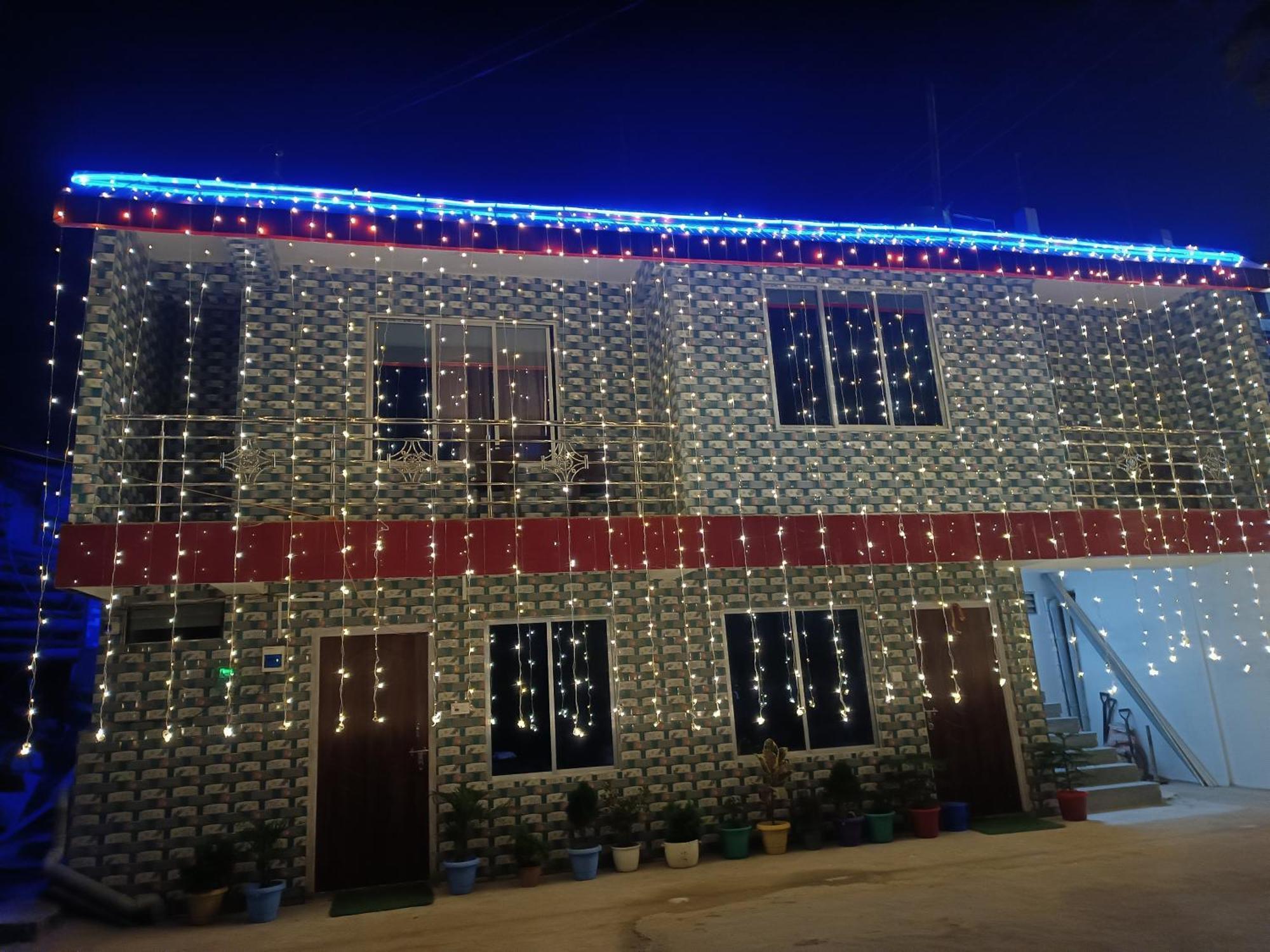 Pradhan Homestay Mirik - Homestay Beside Mirik Lake Zewnętrze zdjęcie
