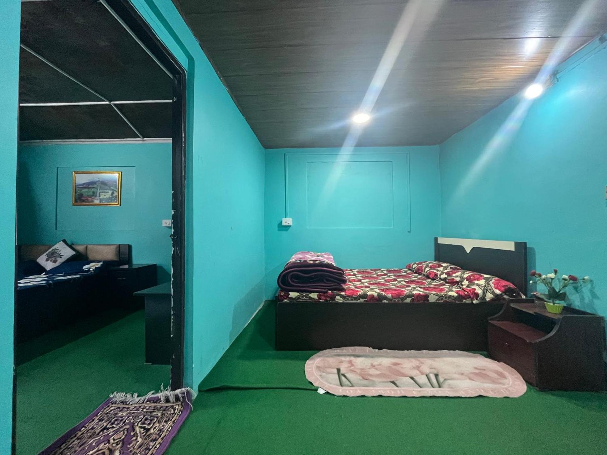 Pradhan Homestay Mirik - Homestay Beside Mirik Lake Zewnętrze zdjęcie